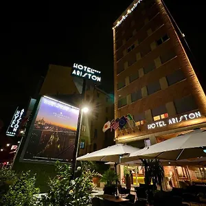 Ariston Mailand