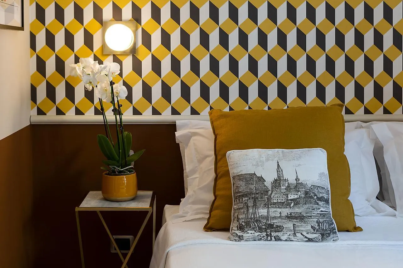 Hotel Zebra Naviglio Milano 2*,