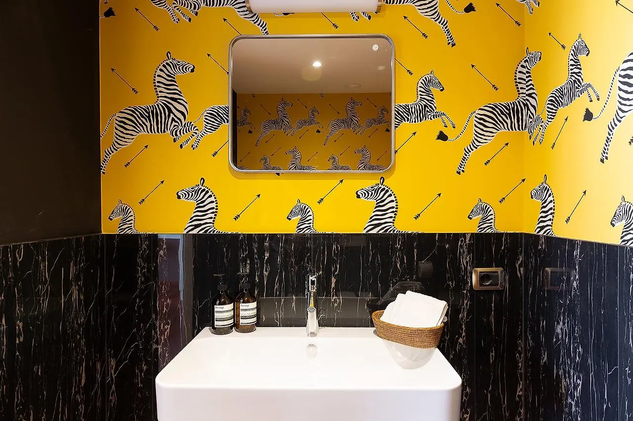 Zebra Naviglio Hotel Milan 2*,